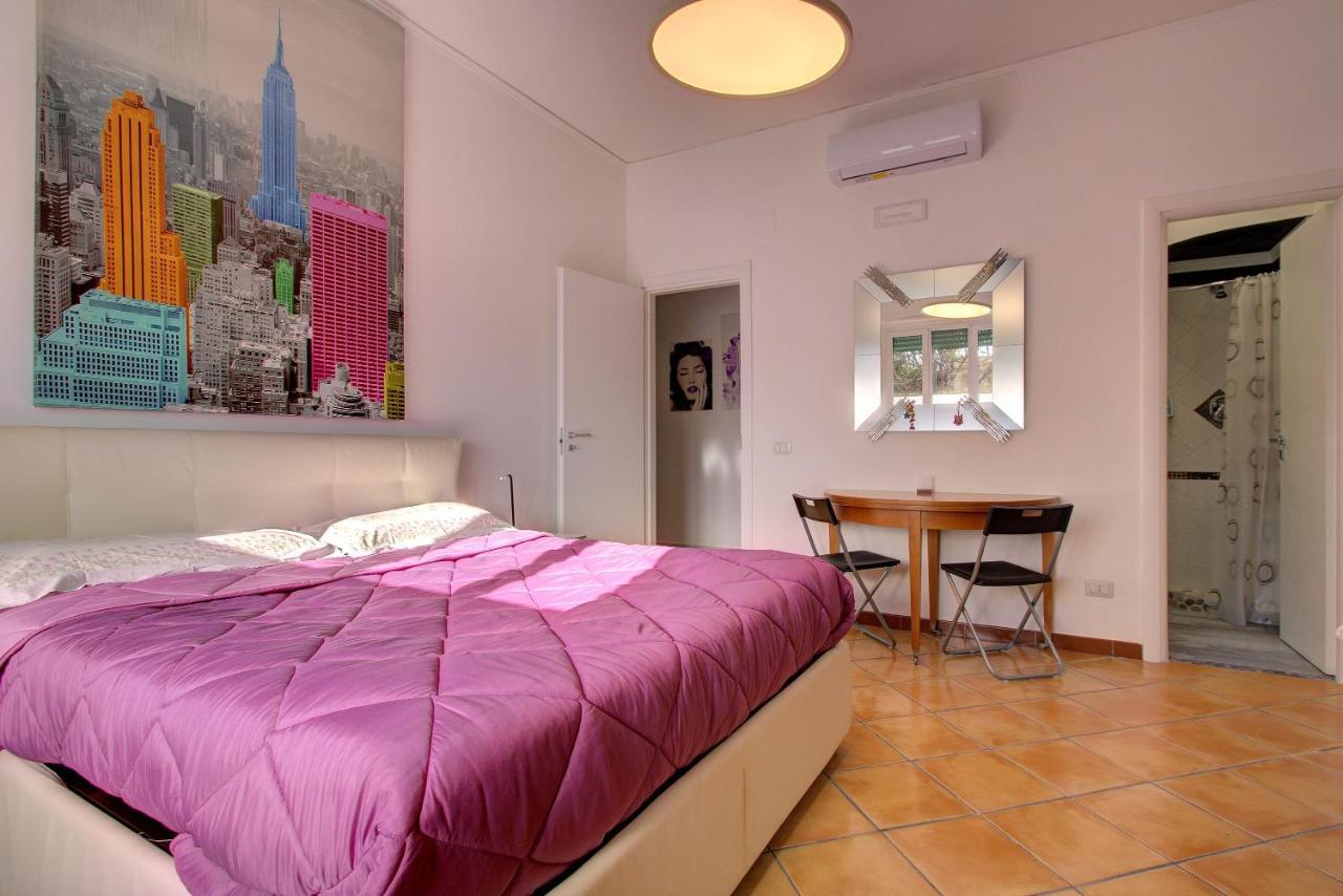 Vomero-Rossini Apartment Наполи Екстериор снимка